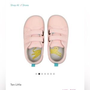 ten Little Everyday Shoe in Pink